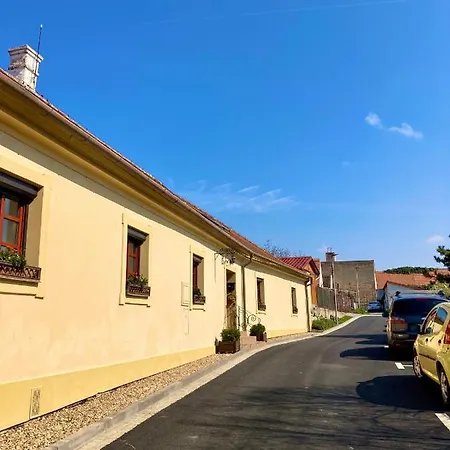 Moravia - Free Parking In The Center Pensionat