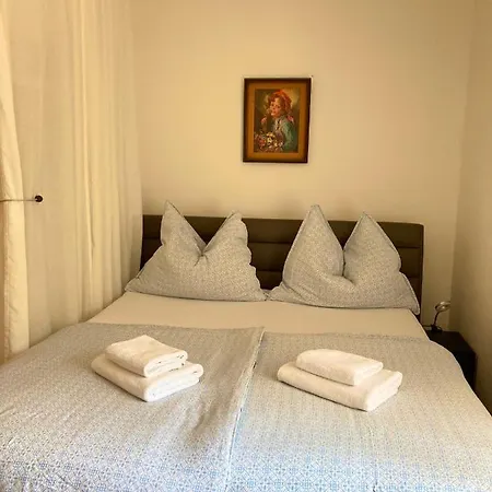 Moravia - Free Parking In The Center Affittacamere Mikulov
