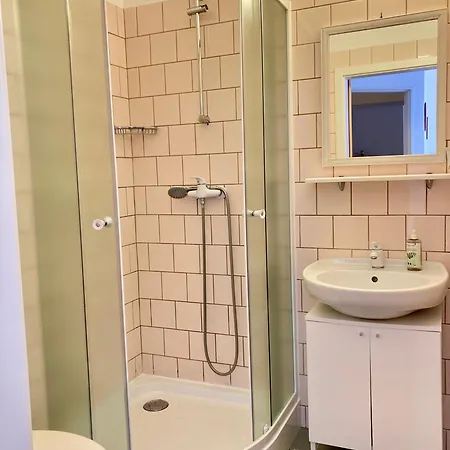 Moravia - Free Parking In The Center 4*