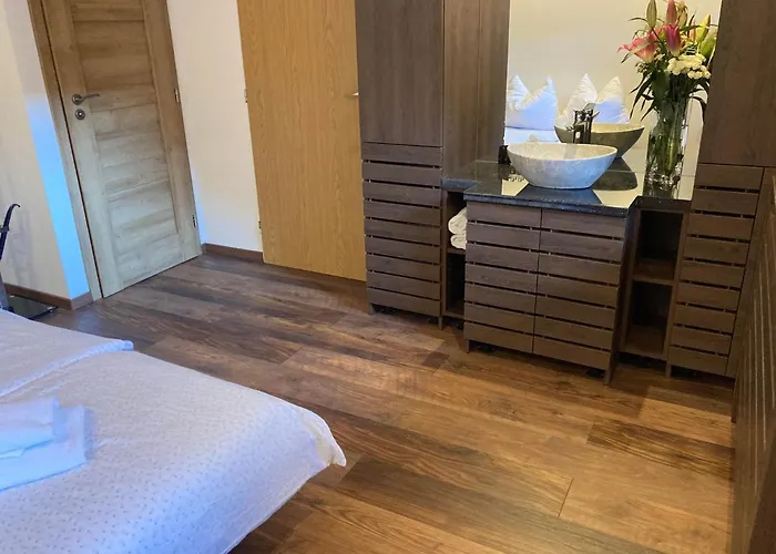Moravia - Free Parking In The Center 4* Микулов