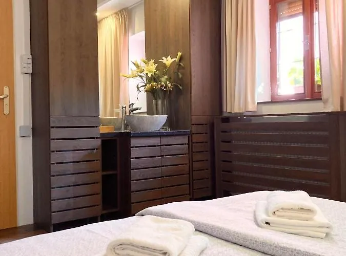 Moravia - Free Parking In The Center 4* Микулов
