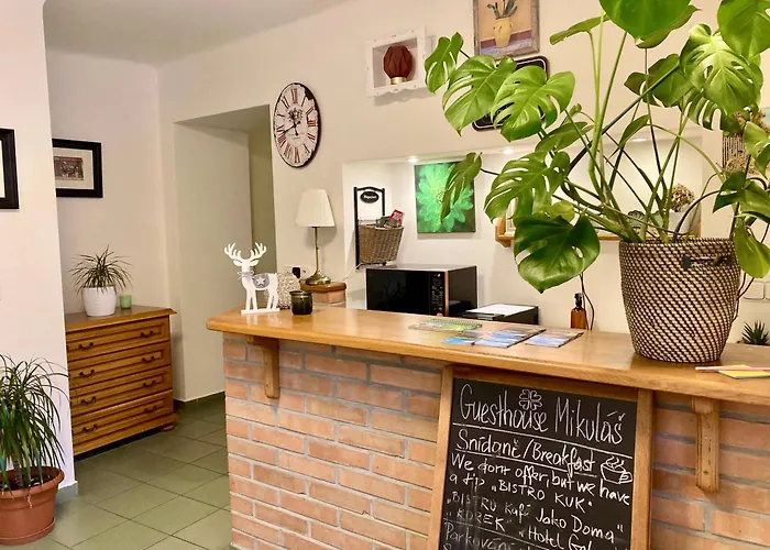 Moravia - Free Parking In The Center 4*